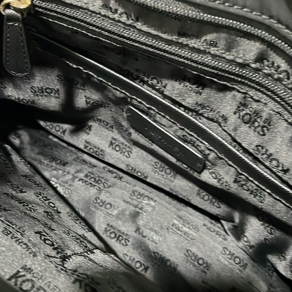 Michael Kors Black Tote Bag - Picture 5 of 7